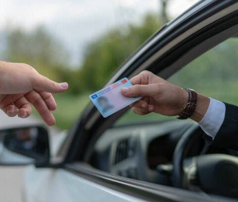 Permis de conduire : tout le déroulé du parcours en auto-école, de A à Z