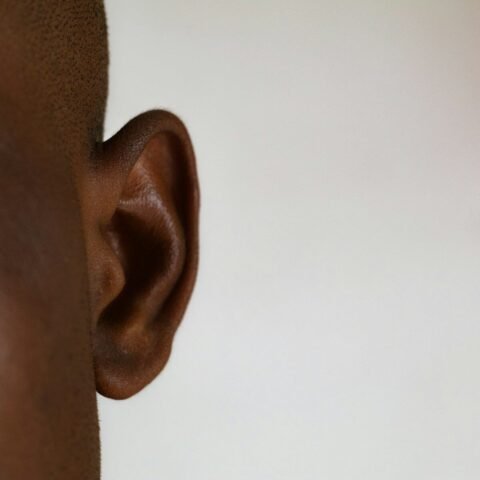 bruit sur l'oreille