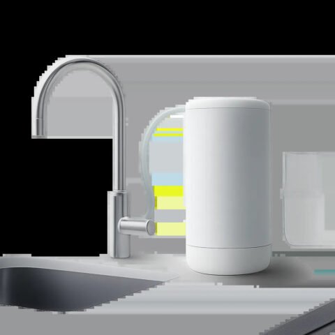 Une illustration moderne mettant en avant un filtre universel facile à installer dans un intérieur élégant. L’image évoque la simplicité, la compatibilité et la confiance dans le choix d’une solution de filtration.